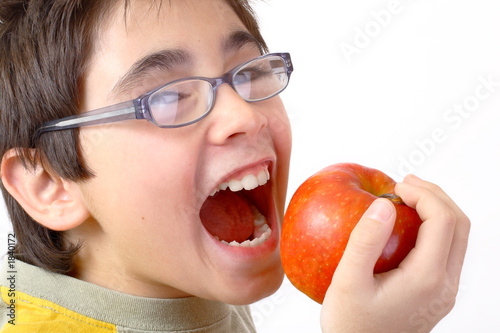 attacking the apple