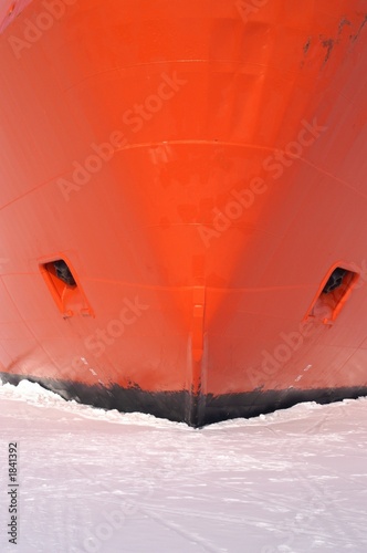 icebreaker bow