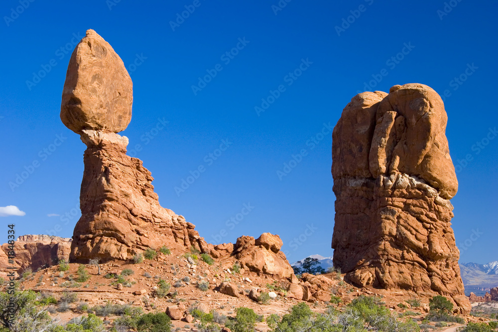 Fototapeta premium balanced rock, arches national park Utah