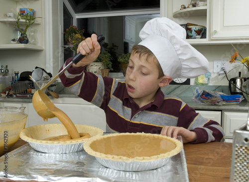 baking a pie 6