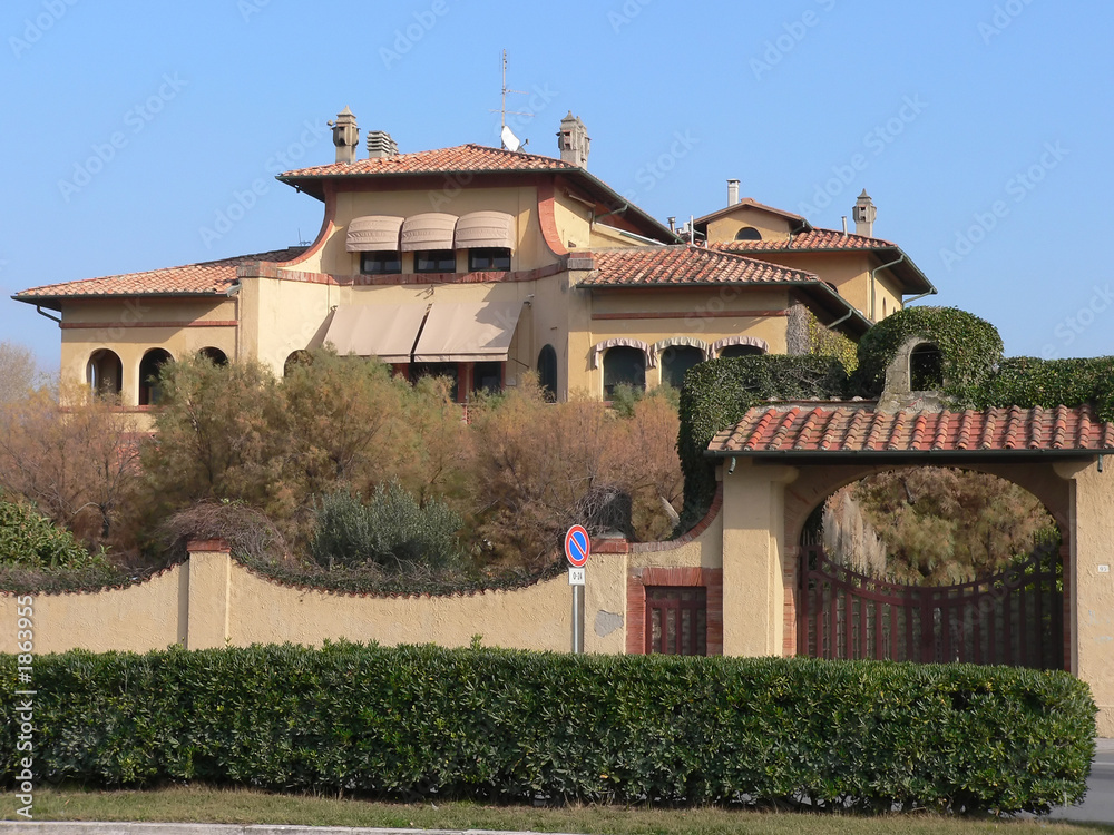 beautiful villa in tuscany