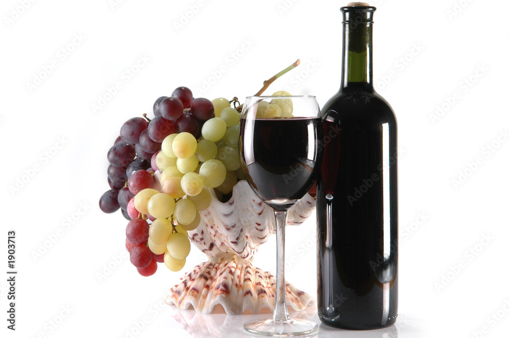 Fototapeta premium different grapes and glass of wine on whie