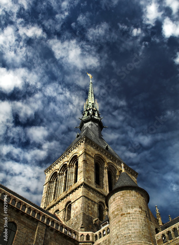 mont st michel spire