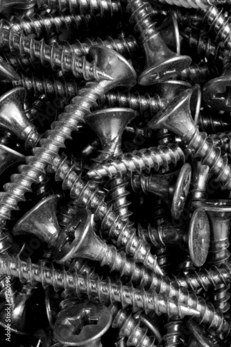 screws mono