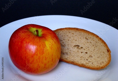 apfel und brot - apple and bread