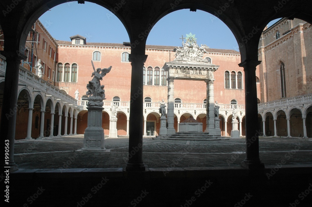 Obraz premium le cloître d'ifrari