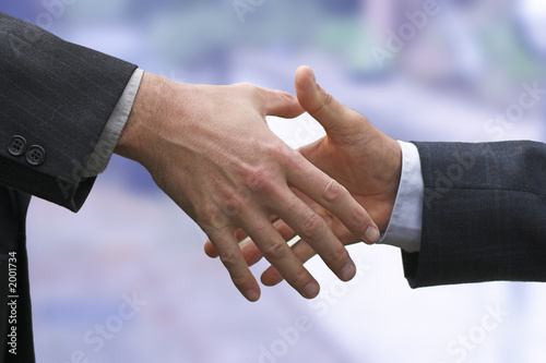 shakehands