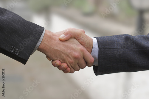 shakehands5