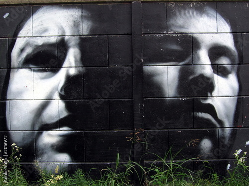 graffiti heads