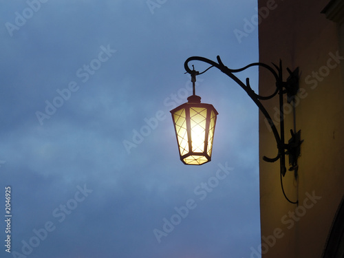 street lantern light