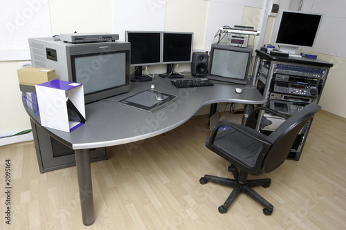 tv montage unit