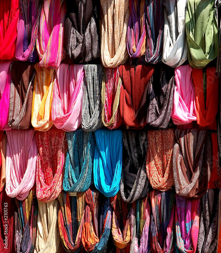 sciarpe colorate photo