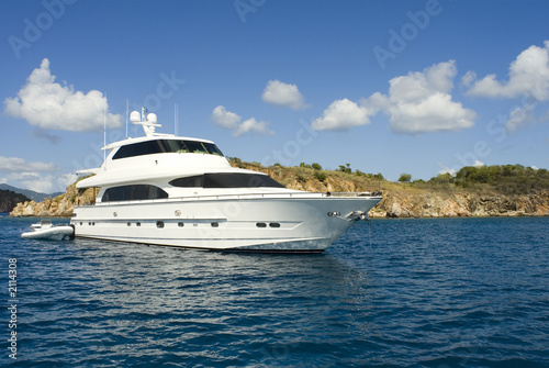 luxury yacht © Gary Blakeley
