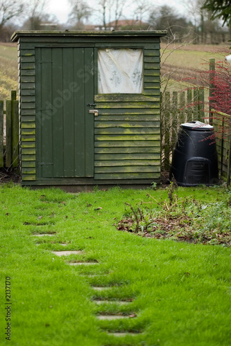 garden shed (colour)