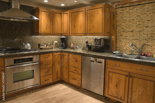 kitchen (angled)
