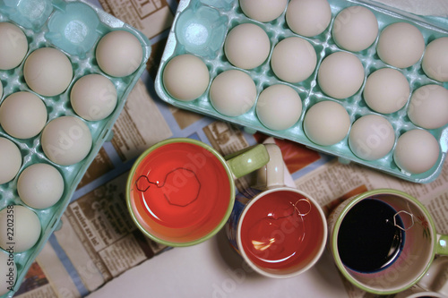 coloring easter eggs