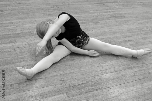 dance stretch