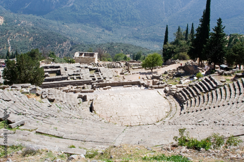 ancient theatre in delphi greece