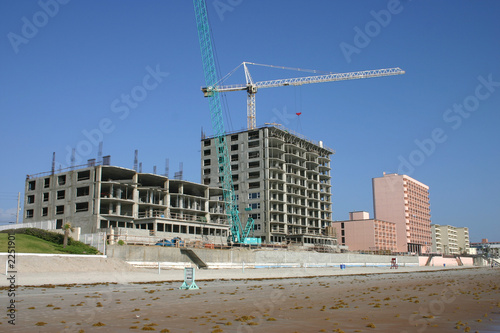 oceanfront condo construction
