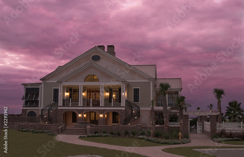 Fotografija mansion at twilight