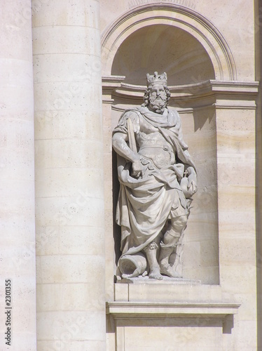 statue de roi