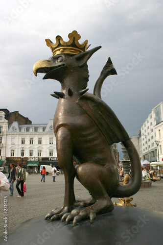 gryphon in the centre of malmoe