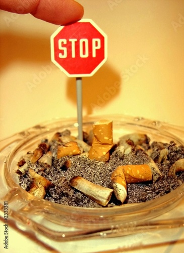 stopper la cigarette photo