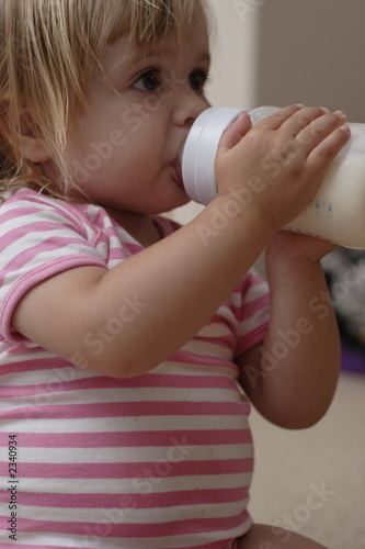 toddler drink milk