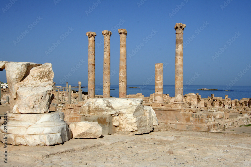sabratha (libye) - colonnes grecques