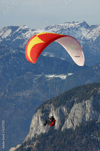 über dem brixental - paraglider photo