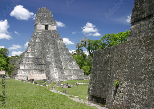 jaguar temple, tikal