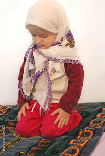 pray