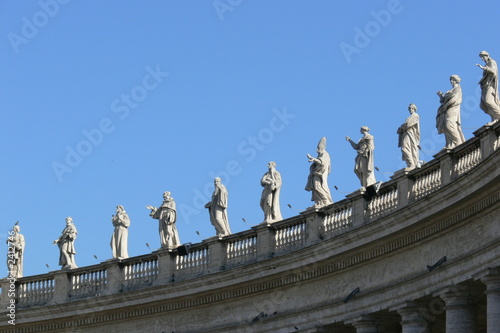 arc de statues