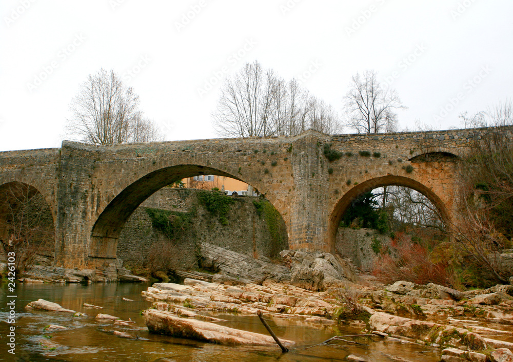 pont de pierres