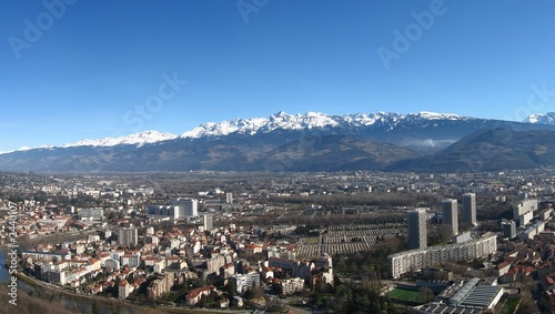 Tapety artystyczne grenoble et belledonne