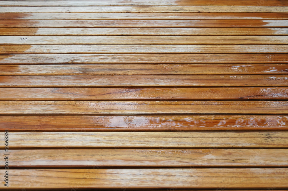 parquet mouillé