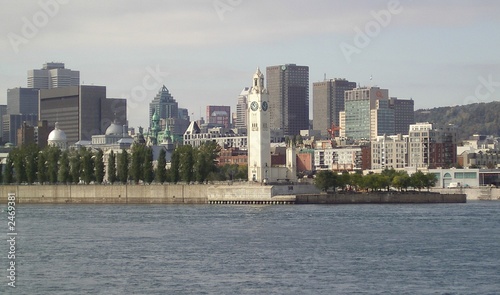 montréal - la tour de l'horloge photo