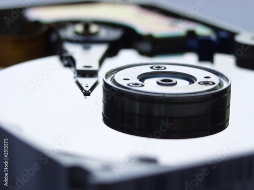 hard disk drive