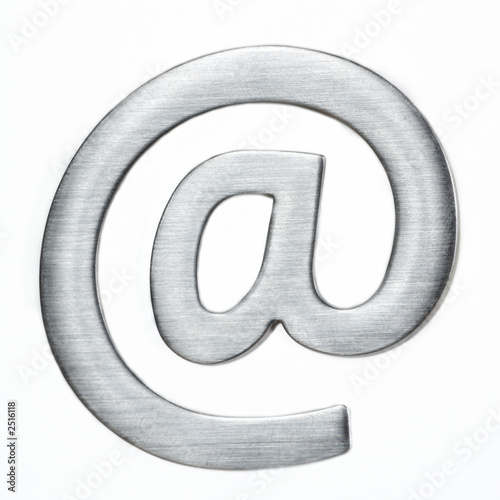 arobase e-mail sign