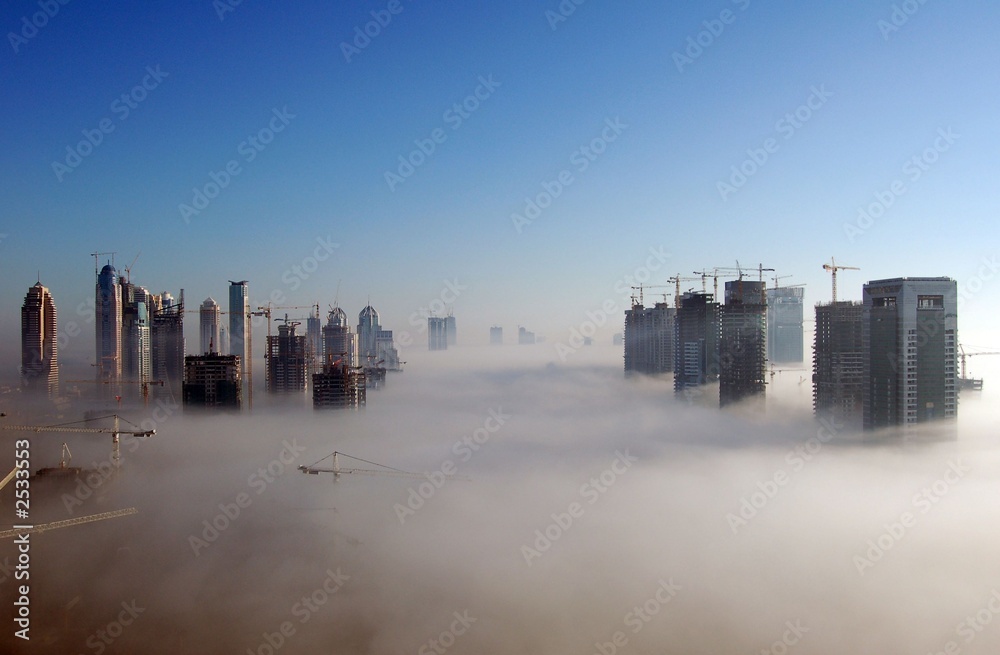 Fototapeta premium Dubaj we mgle