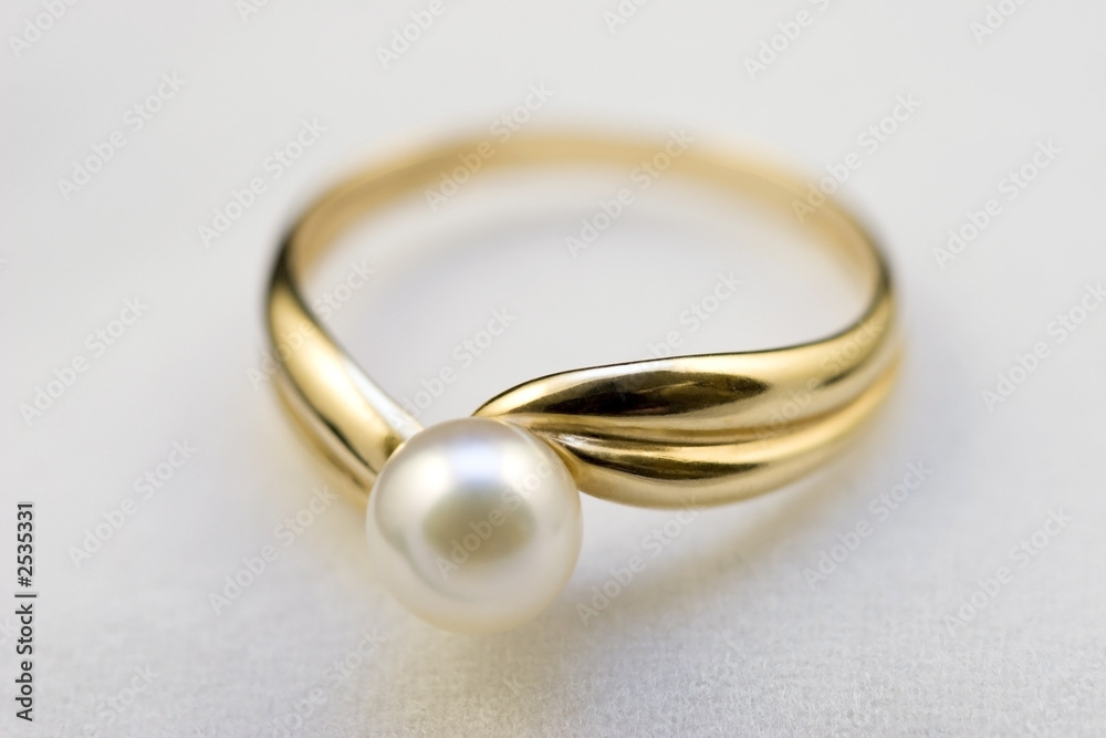 bague perle