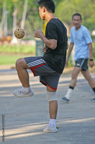 takraw volley