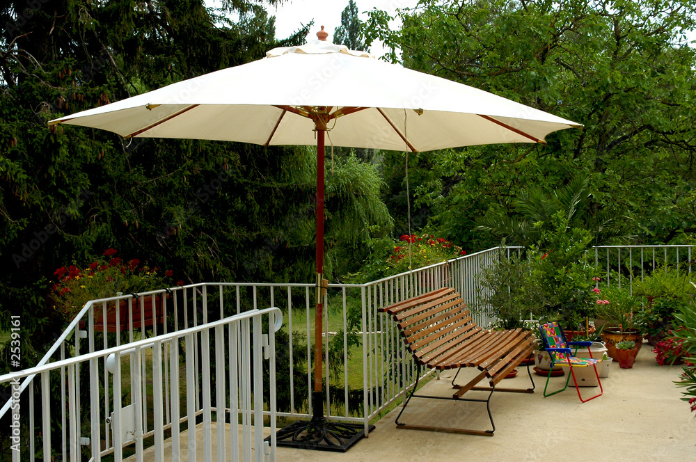 Obraz premium french guest house terrace