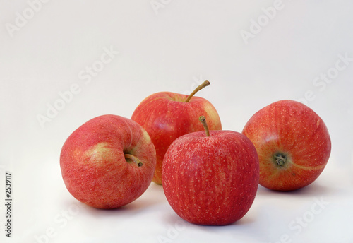 apples