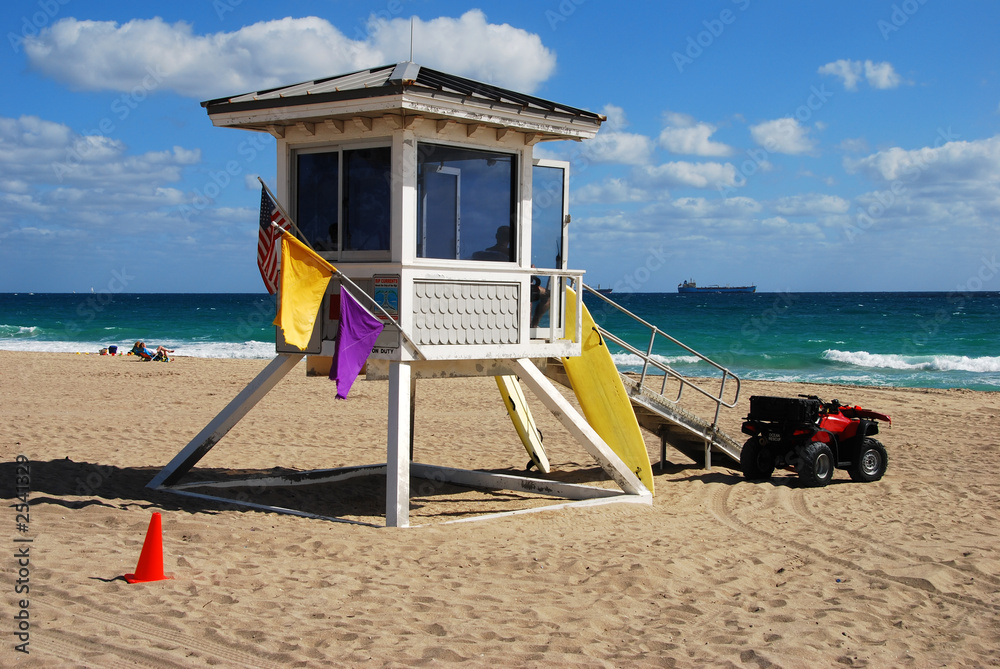 Fototapeta premium lifeguard post on a florida beach