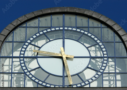 huge clock