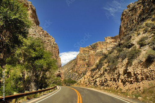 canyon road photo