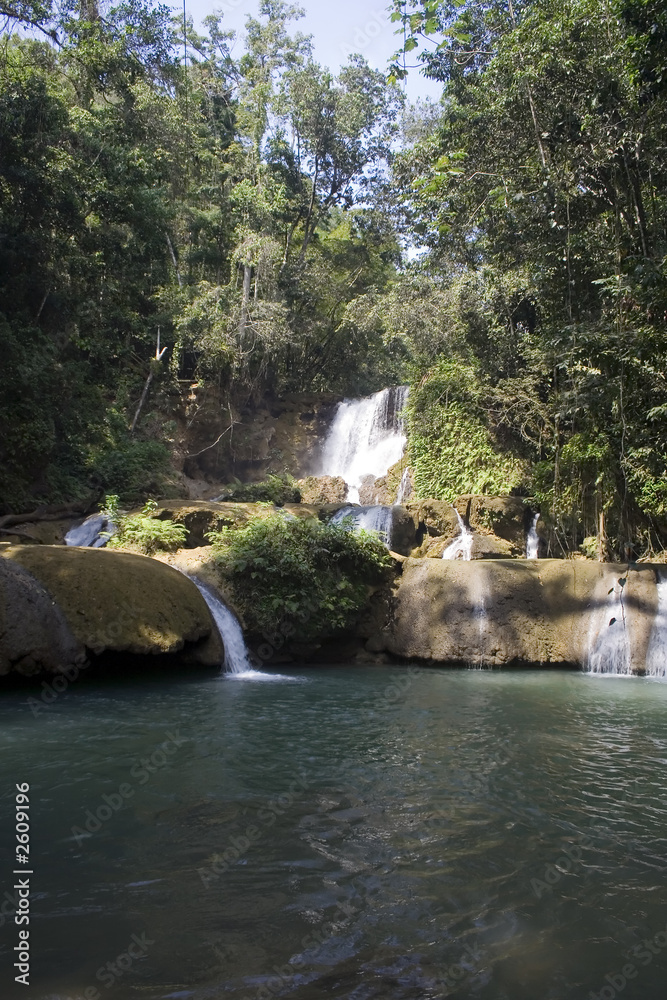 Fototapeta premium ys river waterfall