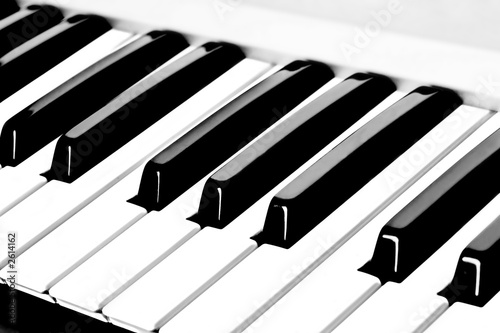 piano keyboard
