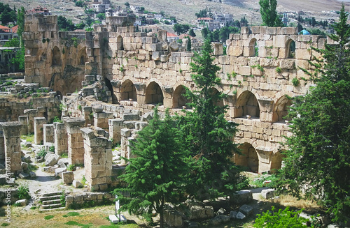 ruins of baalbek